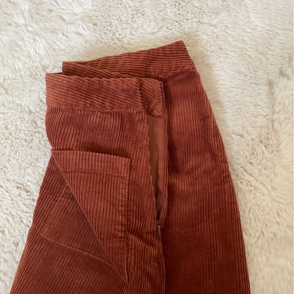 Corduroy Patch Pocket Mini Skirt Size Small - Picture 5 of 9